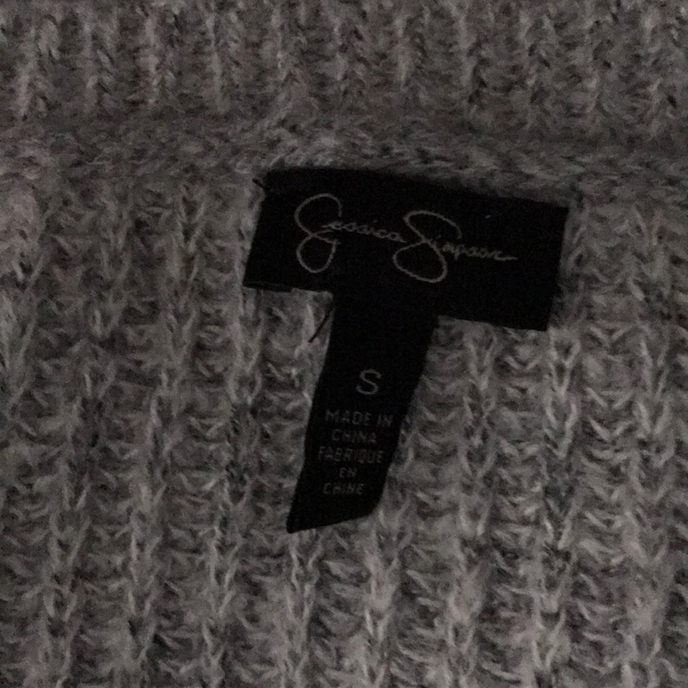 Grey Jessica Simpson sweater - Picture 4 of 4